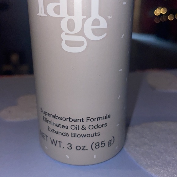 🌸✨ L’ange Super Dry Shampoo🌸✨ - Picture 3 of 3